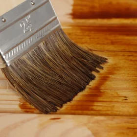 dầu lau cầu thang gỗ thẩm thấu sâu