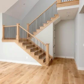 dầu lau cầu thang gỗ bề mặt mờ an toàn