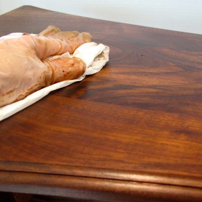 Quy trình lau dầu nội thất